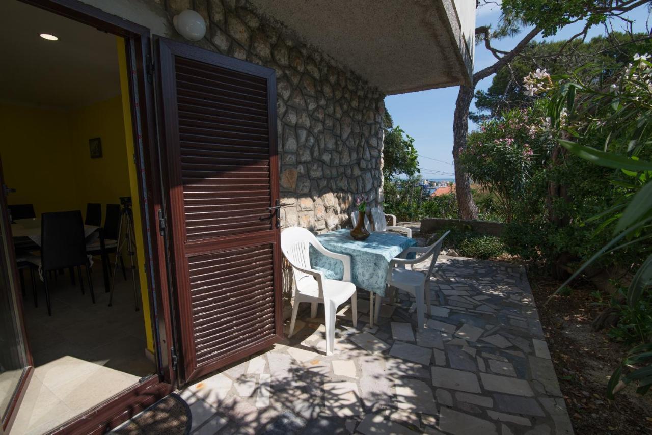 Nena Apartment Mali Losinj Ngoại thất bức ảnh