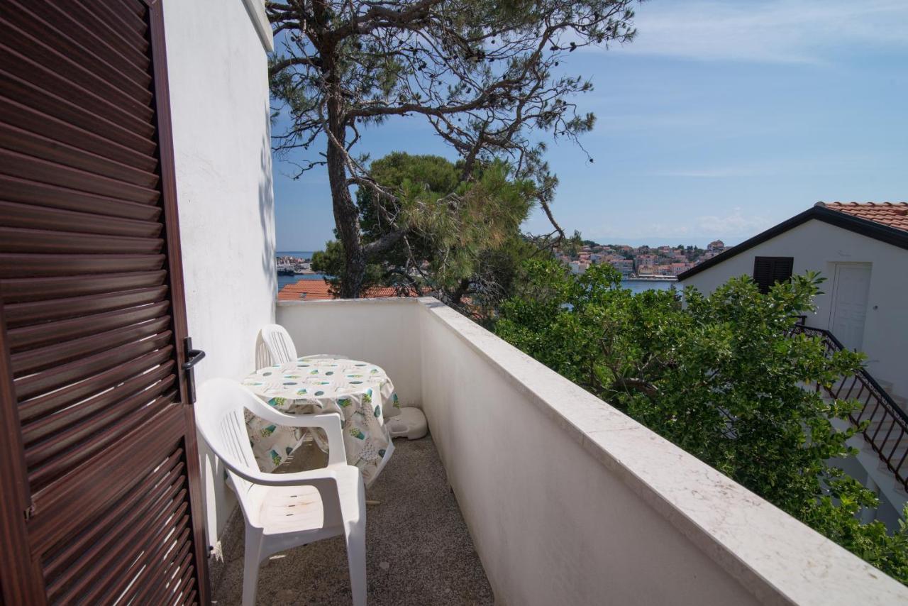 Nena Apartment Mali Losinj Ngoại thất bức ảnh