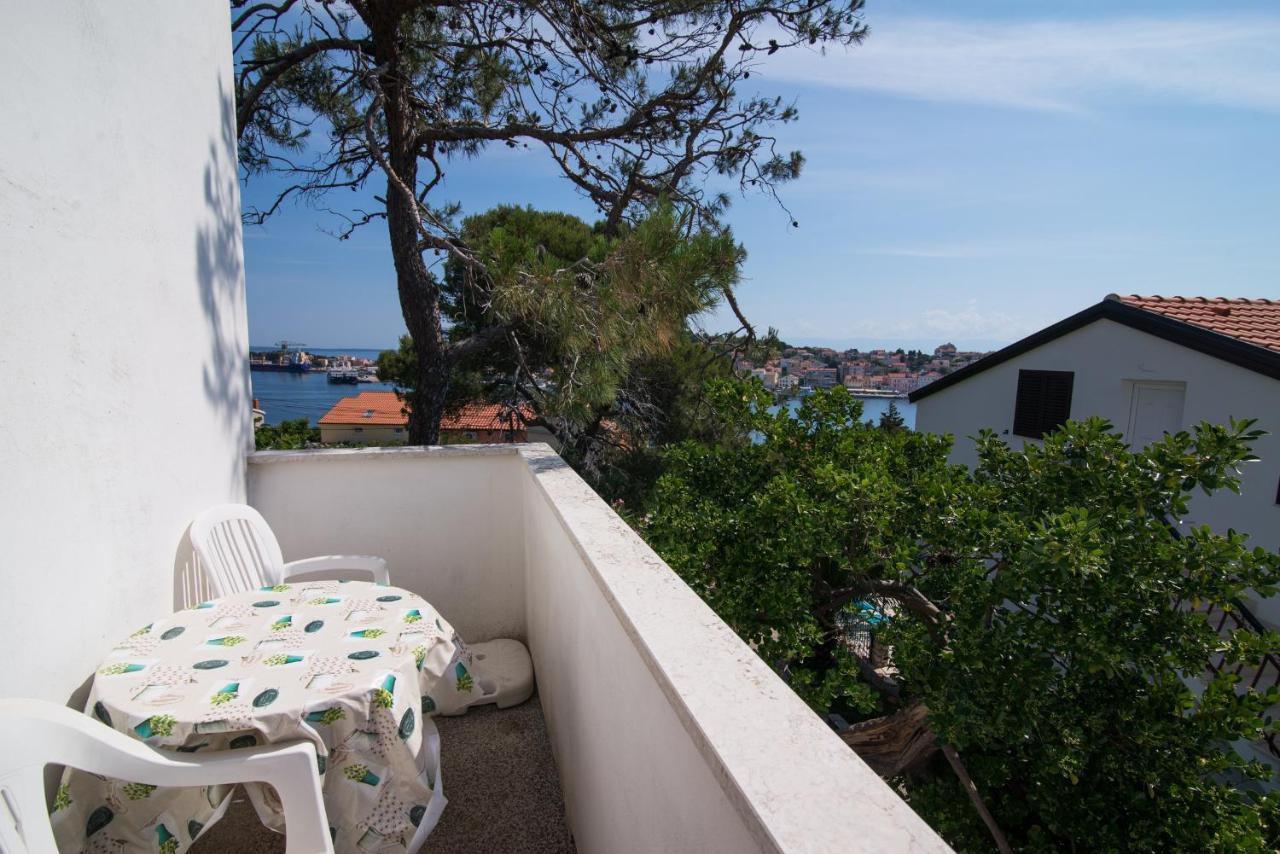 Nena Apartment Mali Losinj Ngoại thất bức ảnh