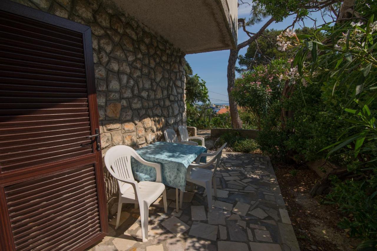 Nena Apartment Mali Losinj Ngoại thất bức ảnh